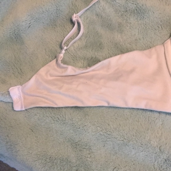 VS white bra - Picture 2 of 3